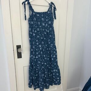 Madewell Floral Blue tie strap Dress, EUC, worn once ! Size small.